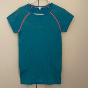 Girls ivivva work out top